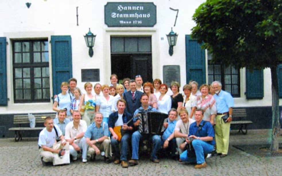 Gruppenfoto eines internationalen Austauschs im Jahr 2005